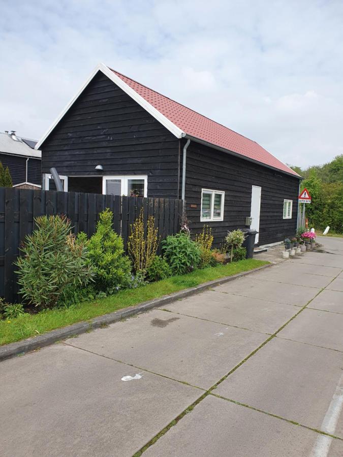 Tjotter Villa Амстердам Екстериор снимка